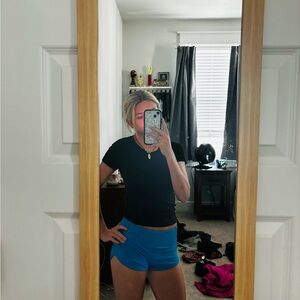 black lululemon swiftly tech